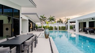The NEW Modena Lusso 5-bed/5bath with separate Guest House ❤️ 😍 