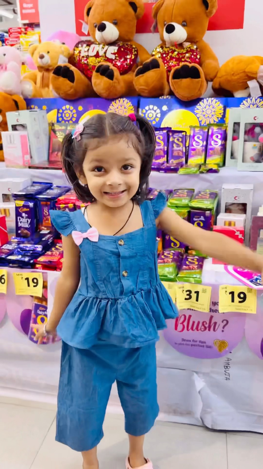 Tooktook dekh ke chauk gai chocolate?