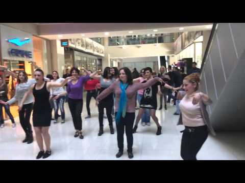 ზუმბა ფიტნესი ქეთი ზაზანაშვილთან ერთად 'ქარვასლაში'. ZUMBA with KETI