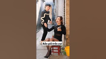 😁Anh Hàng Xóm Dùng Rắn Giả Trêu Gái #shorts #shortsvietnam #haihuoc #bientv #thuthach24h