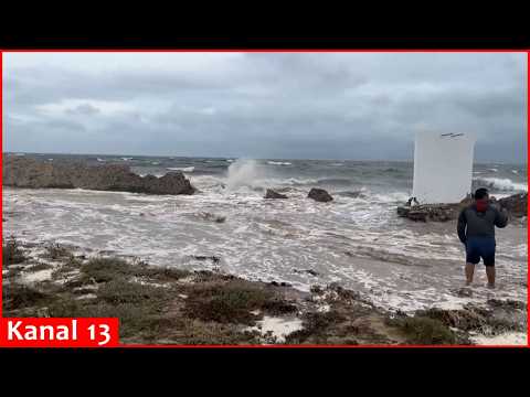 Town in Baja California prepare for Category 3 Hurricane Polo