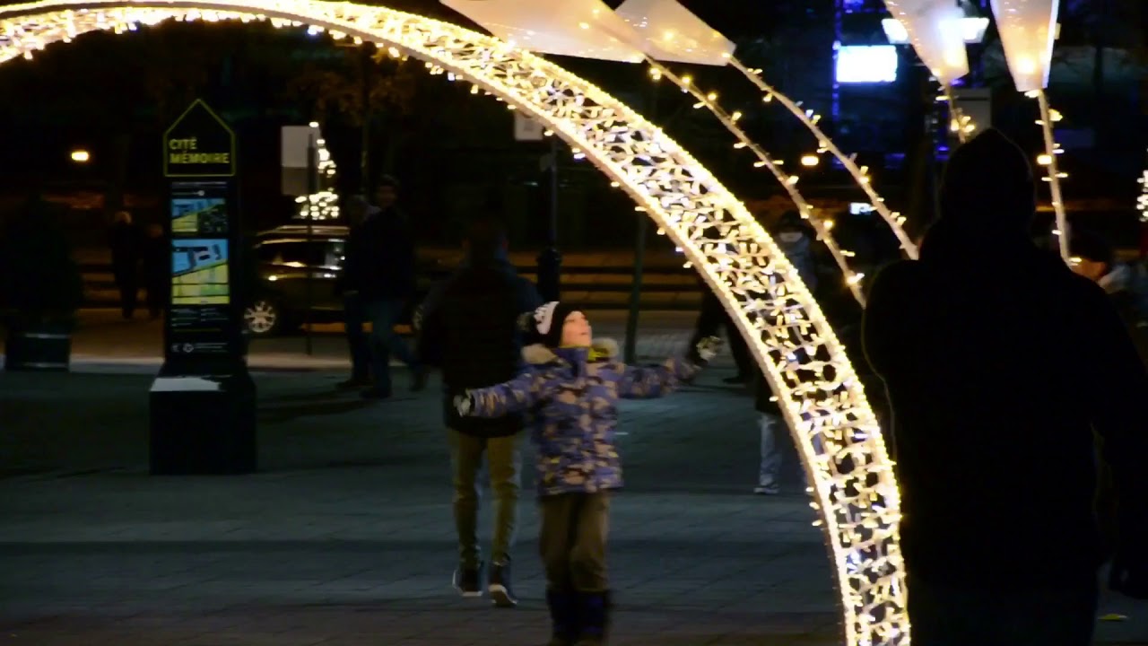 Led Billboard Truck on Christmas 2017 Campaign Montreal-Toronto