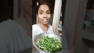 Muzaffarpur #bihar#bina break ke sbji kat ke ready 😋😋#mini vlog #short vlog #daily mini vlog #vlogs