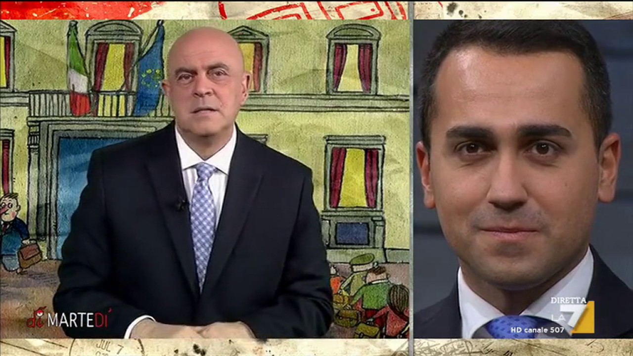 Copertina di Crozza: Da Renzi a Gentiloni, passiamo da un Ego smisurato a un Ripiego esagerato