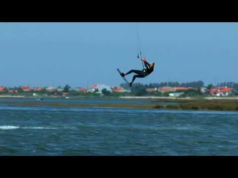 Kitesurfing Technique - Toeside Back Loop Downloop Transition Slow Mo