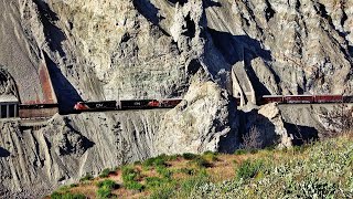 BIG FREIGHT TRAINS THRU DANGEROUS SHEDS & TUNNELS IN THE THOMPSON CANYON