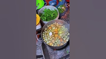 Hột vịt lộn, trứng cút lộn luộc nước dừa kèm muối tiêu ớt tắc bao phê