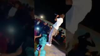 Watch: Lazzybwoy Performs His Newly Released Resimi