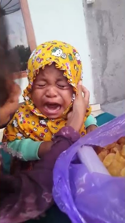 AISHWA NAHLA NANGIS KERUDUNGNYA MAU DI BUKA#shorts #viral