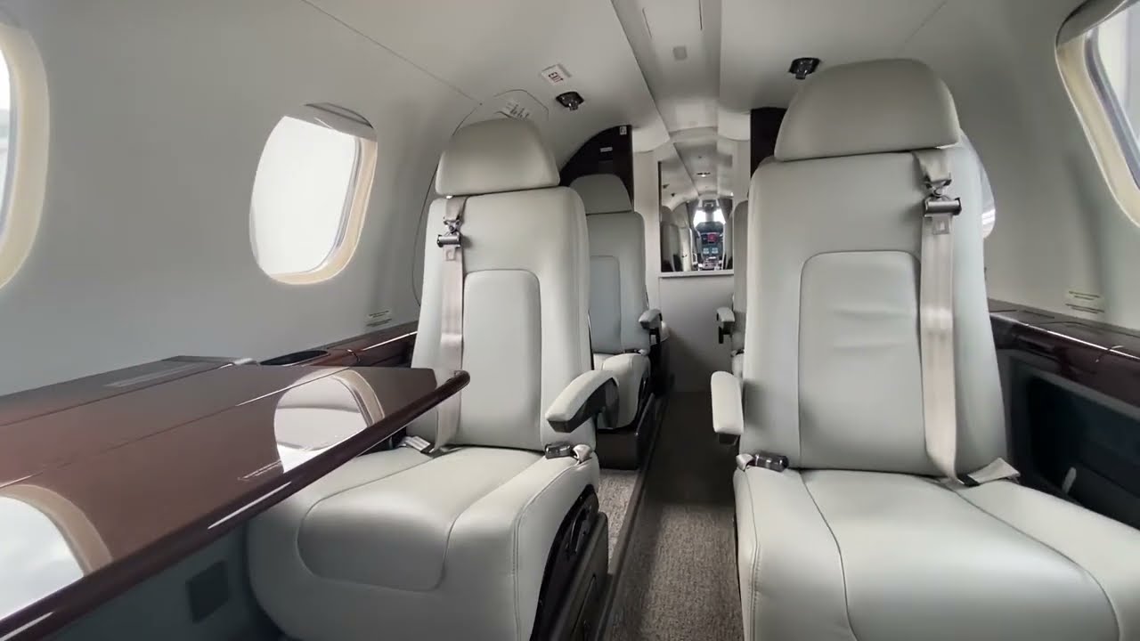 2017 EMBRAER PHENOM 300 For Sale