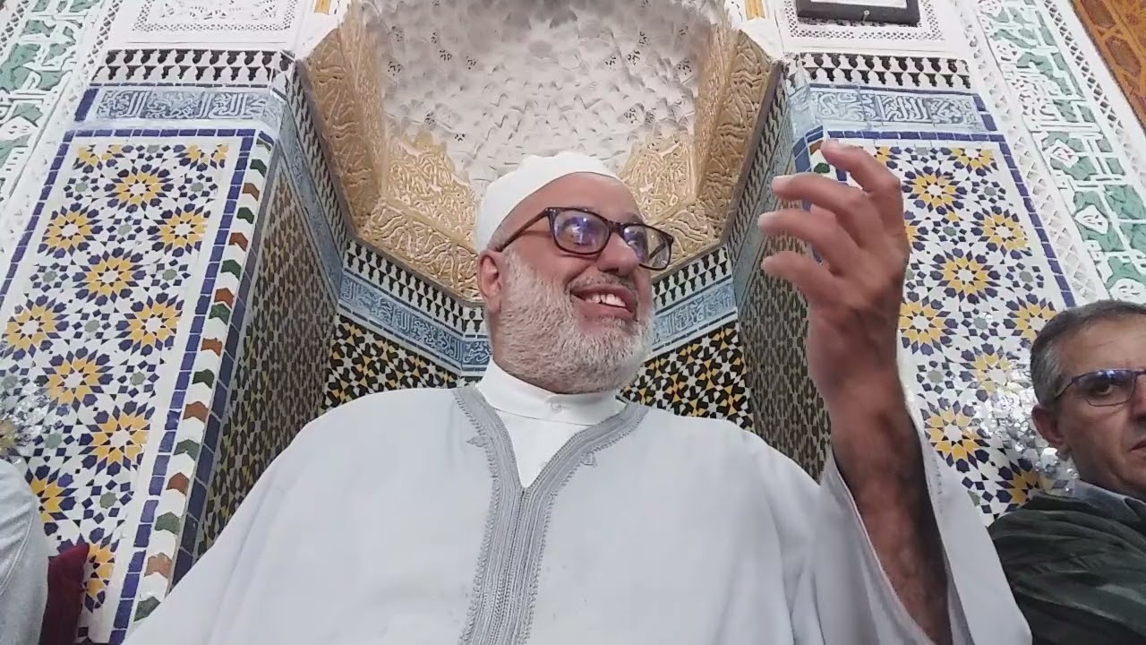 الشيخ مولانا احمد التجاني رضي الله عنه يبين الادلة الاربعة من مضمن الايات والاحاديث على نبوة آدم