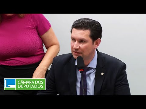 Vídeo do evento a partir de 1:04:21
