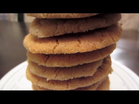 HOW TO: Soft and Chewy Peanut Butter Cookies