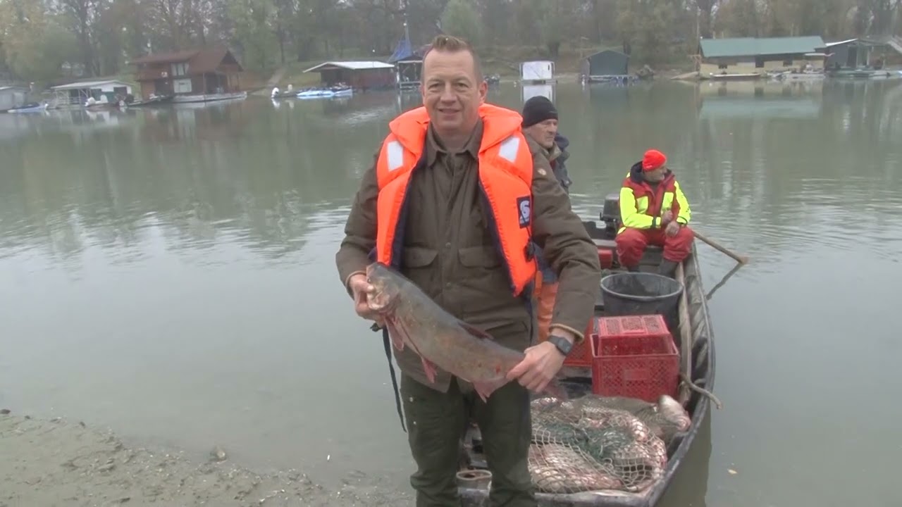 Dokumentarni film o izlovljavanju alohtonih vrsta riba JP Vojvodinašume