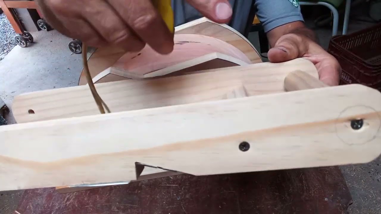 como fazer uma máquina de tirar pele de suíno