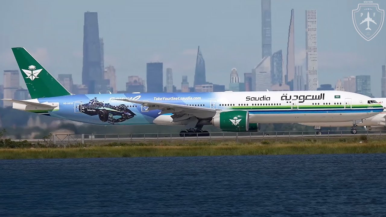 JFK Plane Spotting LIVE from Kennedy Airport in NEW YORK | A380, B747, B777, A350 and much more |