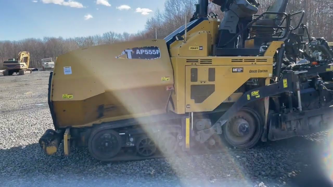 2018 Caterpillar AP-555F asphalt paver- SOLD