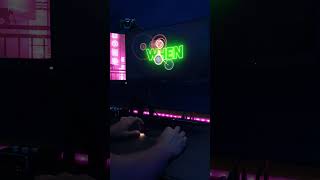 Payphone, But The Notes Move 😳