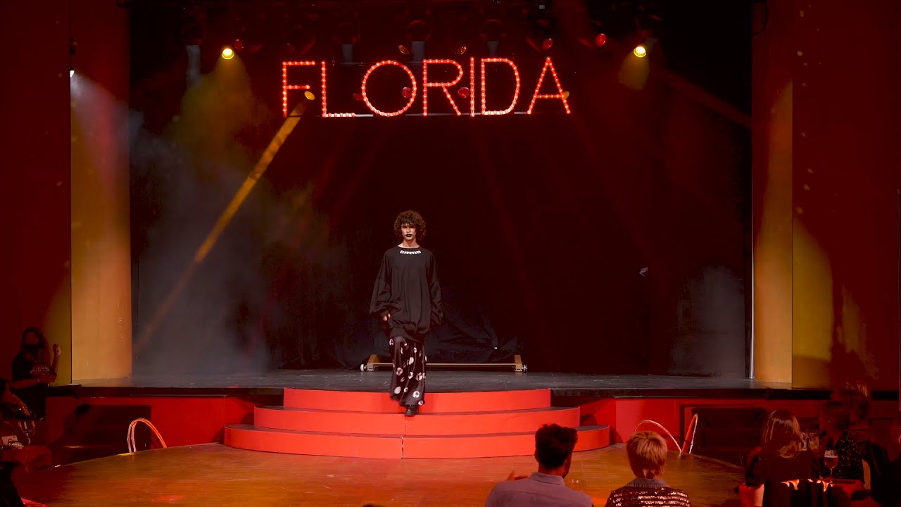 ''TEATRO CHINO'' 2021/22  Fashion Show Eduardo Navarrete