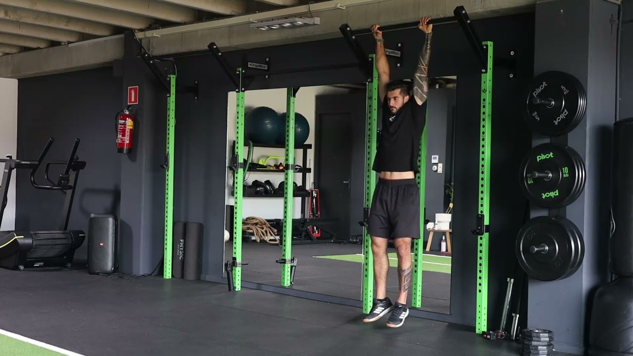 Dead Hang | Grip Strength, Shoulder Health & Spine Decompression | KEBKO PT Amsterdam Noord
