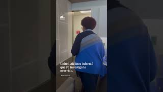 Empleada de United Airlines Amenaza a Hispano con “Llamar a ICE”