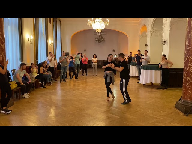 Class at Allstars Christmas Alldayer workshop with Next Generation Salsa 
Music by Havana d’ Primera - Tres Días