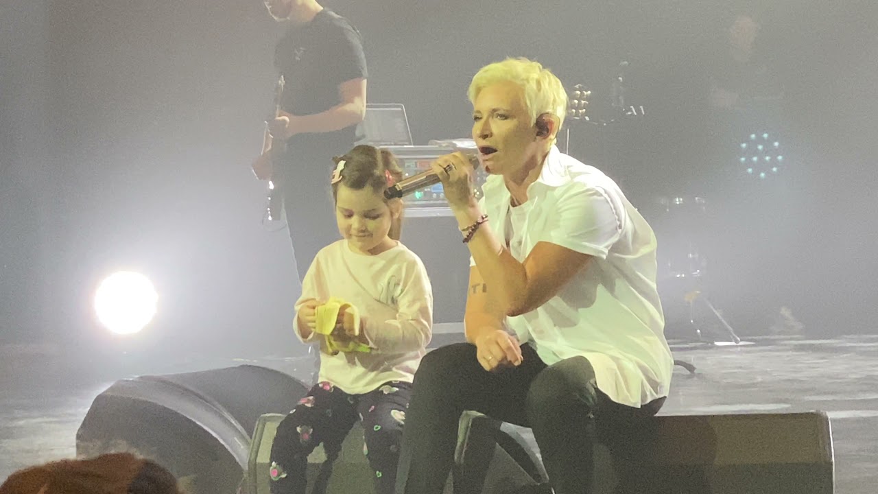 Диана Арбенина. Ночные снайперы. г. Ярославль, КЗЦ Миллениум. 12.12.2021. 12 часть.