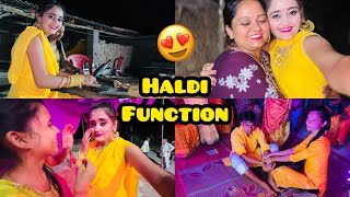 Gaon me Hamare Army wale bhaiya ki Shaadi hai 😎 Desi Haldi Function i never seen Bindass Kavya