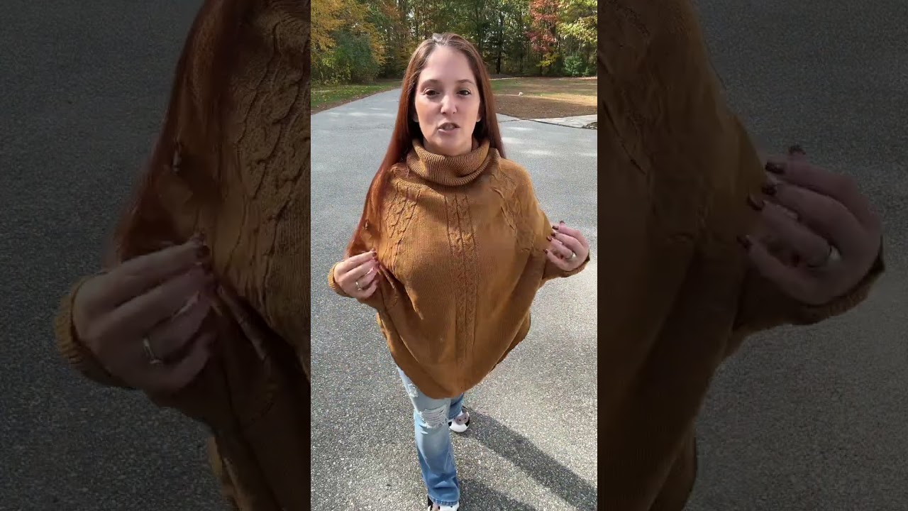 One of my favorite Fall buys from last year 😍 If you like batwing sweaters this one’s for you!