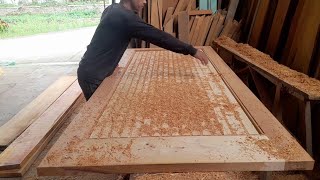 Cara membuat pintu single minimalis motif garis vertikal rapat