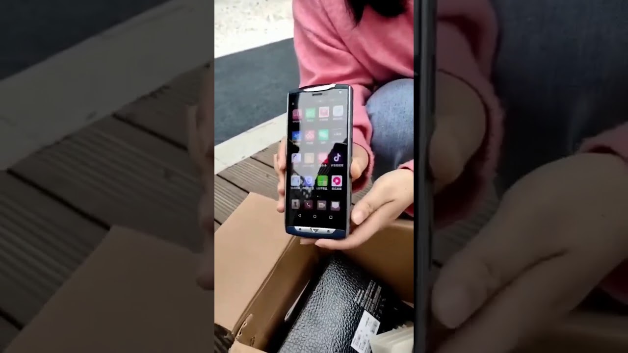 Japan New Mobile Technology 2021 Future  the Time. ( Film Theater On The Mobile )