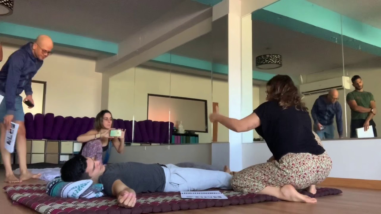 Masajes Tailandés Líneas Sen Piernas