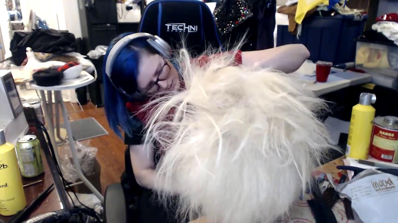Styling Lucifer's wig (Hazbin Hotel)