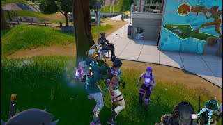 Dj Yonder Being Sus In Party Royale