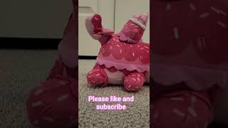 Aphmau Meemeows strawberry ice cream cat