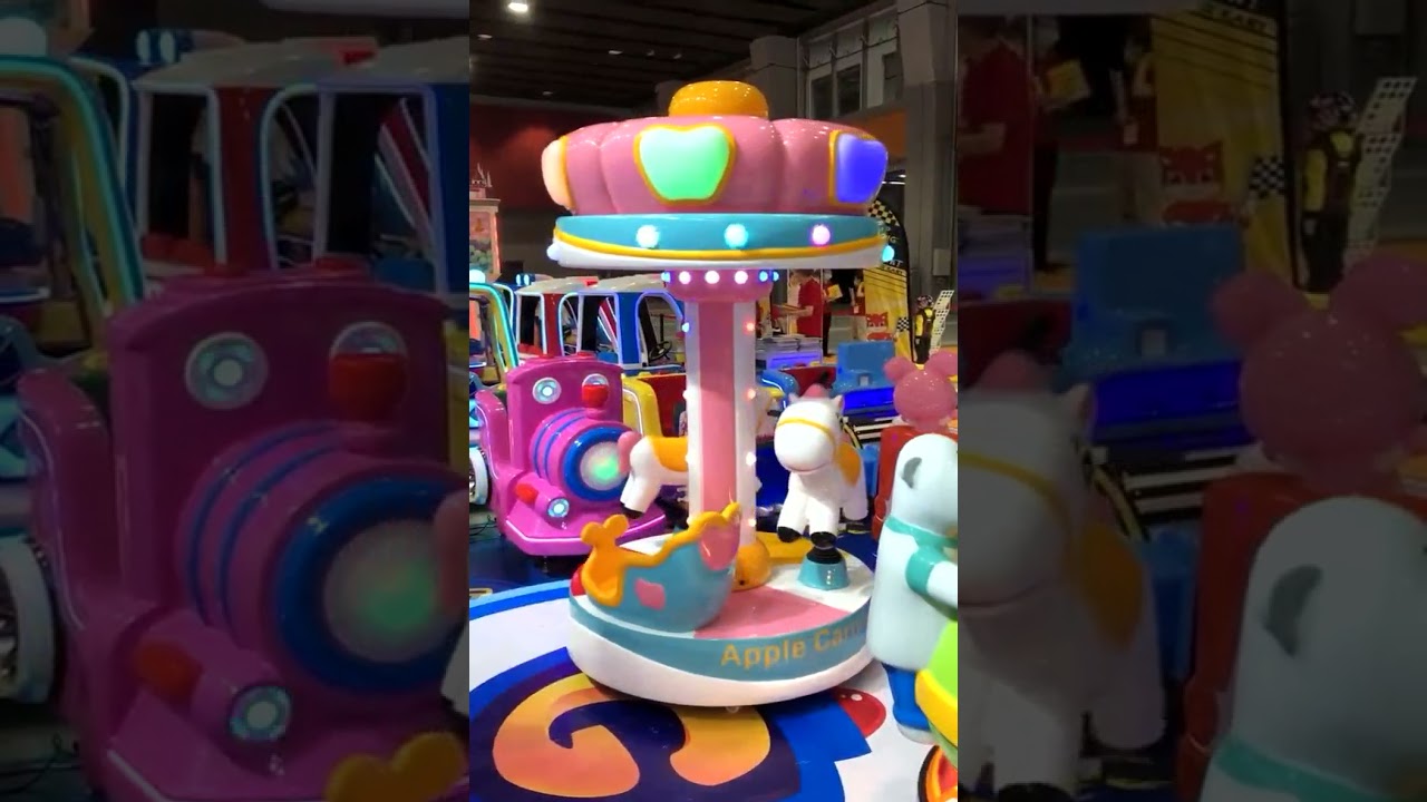 Amusement park square park carousel children's carousel amusement equipment outdoor scenic shopping