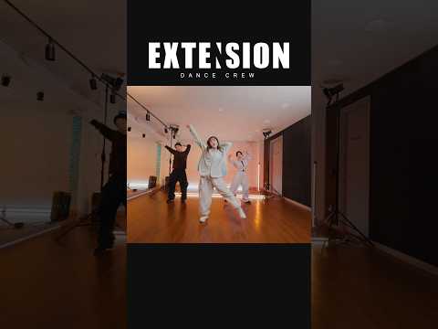 키키 KiiiKiii - 404 (New Era)