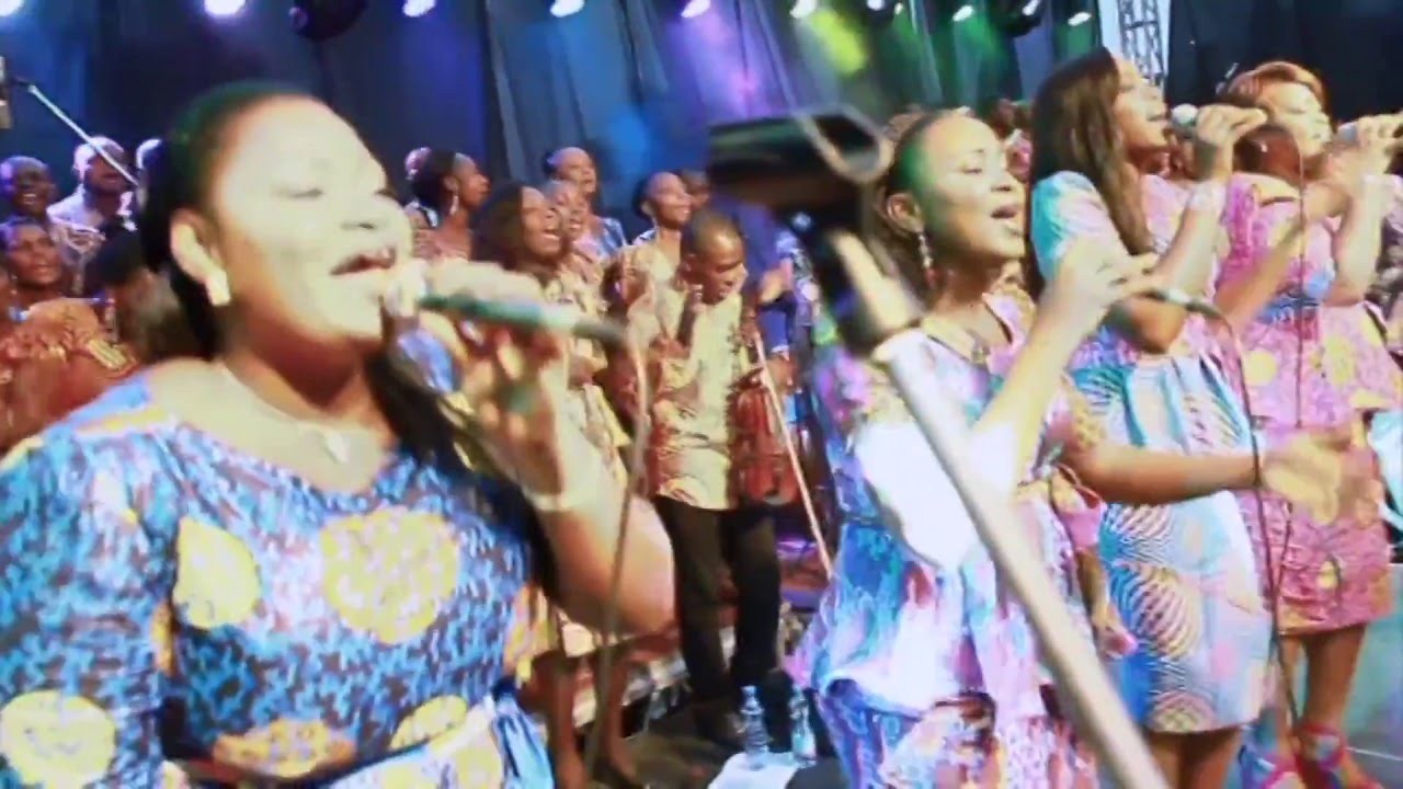 SANJOLA - Gael Music - Live GHK - YouTube