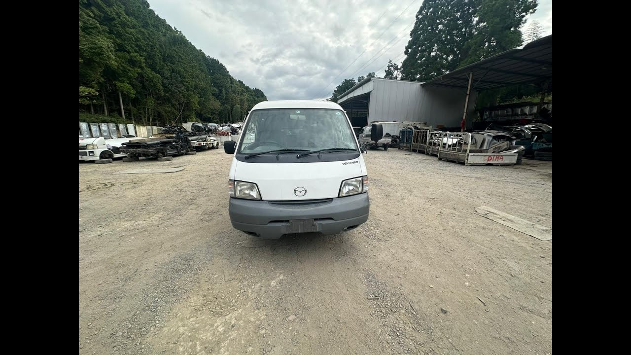 MAZDA BONGO SKP2V L8 2013 - YouTube
