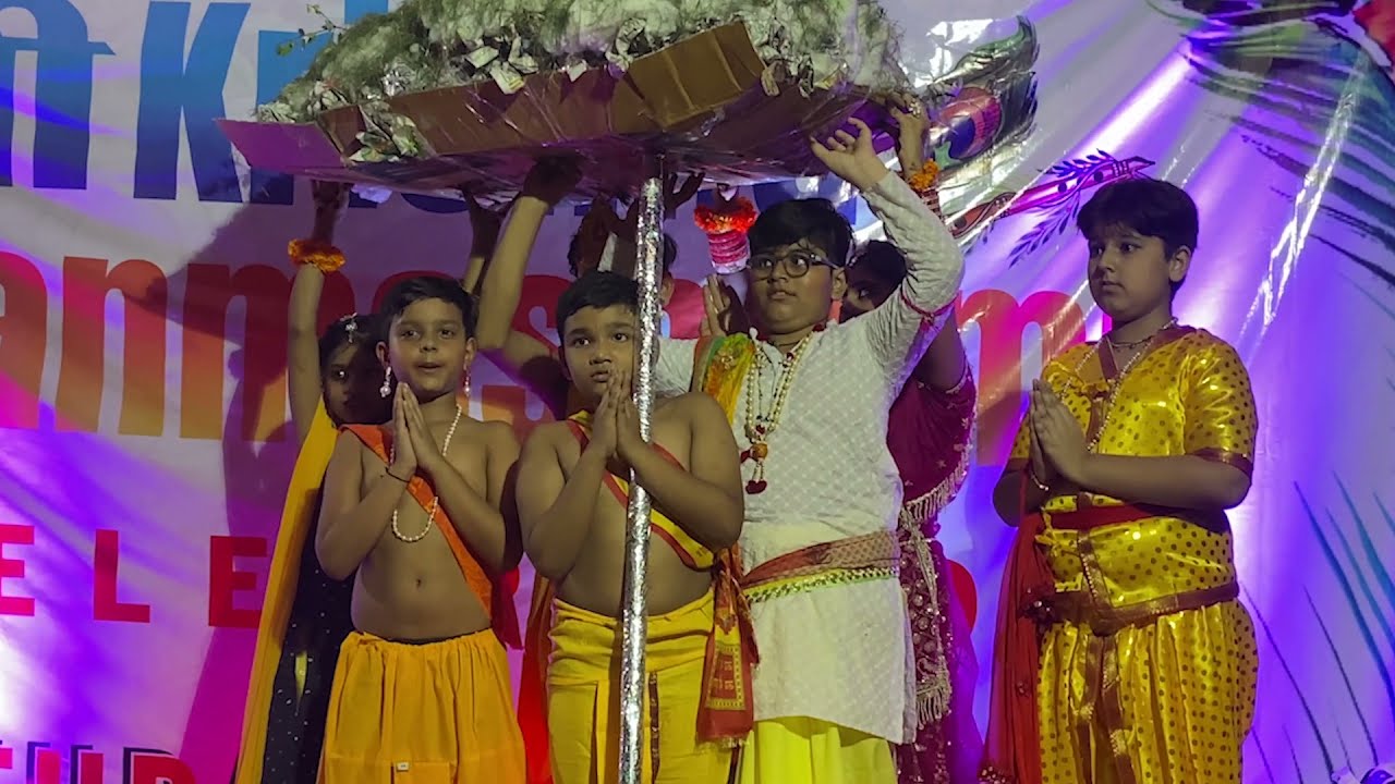 10 Govardhan Parvat Skit | VOA Kids