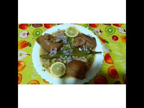 حمص بالكرعين بنة لا تقاوم