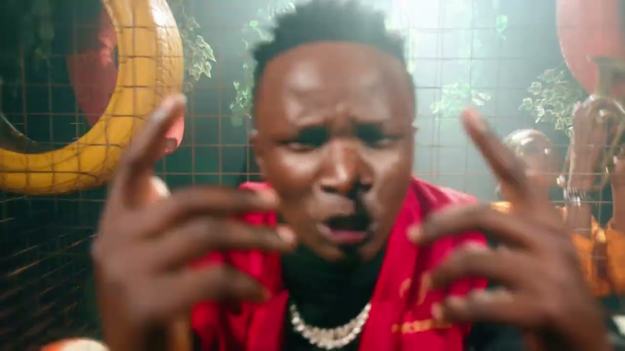 STEP OUT  [ clean ]  Mark Da urban VIDEO 1080