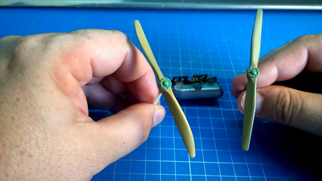 Albatros D.III Roden №606 1/32  Сборка и покраска двигателя