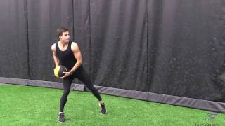 MED BALL - Routine Hip Toss Right