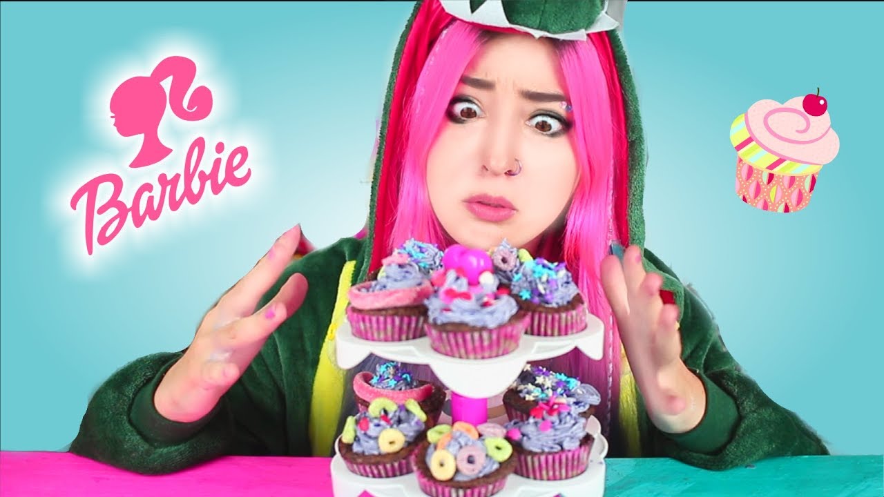 BARBIE: FABRICA DE CUPCAKES ✩ ¿FUNCIONA? - Ann Look