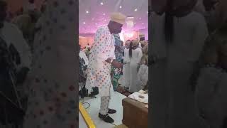 Igbin Oduga À Majestic Cotonou Avec Pas De Dans En Mode Ayantêdo