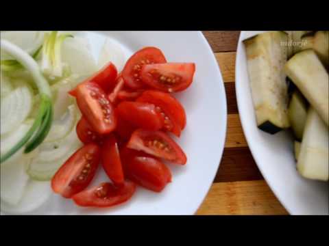 Vidéo: Comment Faire Une Cocotte Avec Du Riz, Des Aubergines Et Du Ricotto