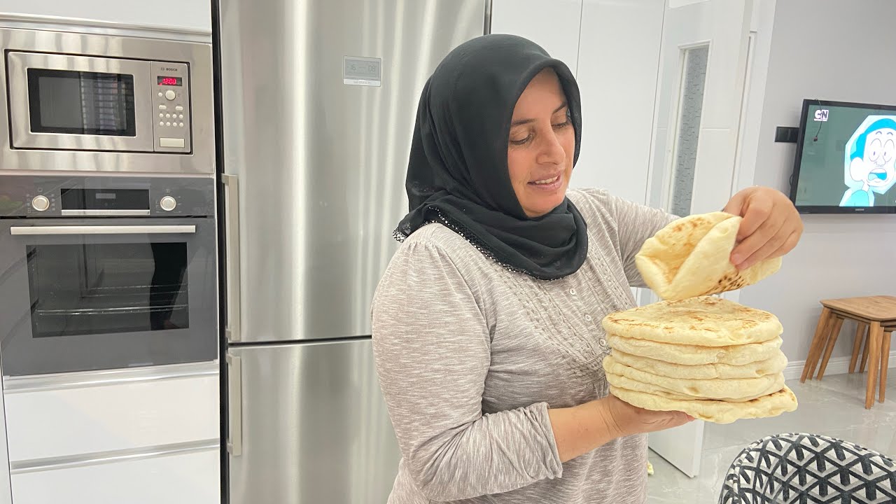 ❗️SIRRI HAMURUNDA 👋Bu NASIL BAZLAMA BALON GİBİ KABARIYOR👌#bazlamatarifi #ekmek #pide