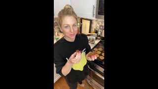How to Cook: Trader Joes Almond Flour Chocolate Chip Cookies (vegan, gluten free)