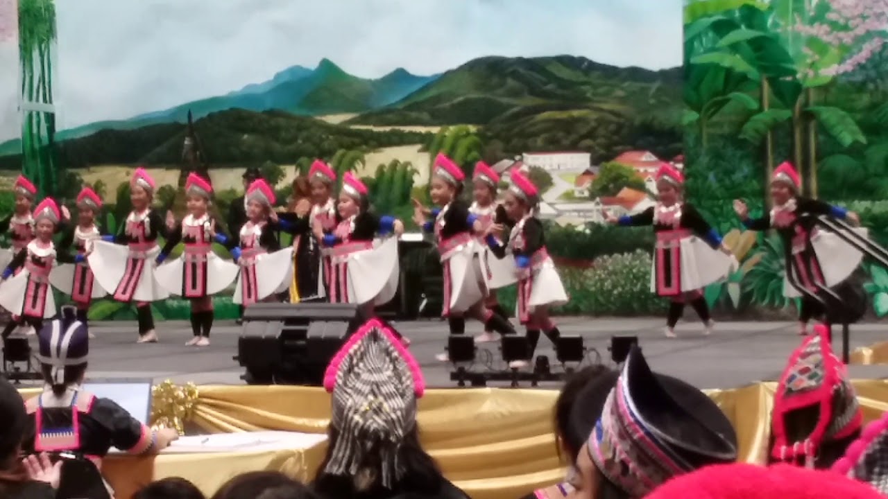 Hmong dance
